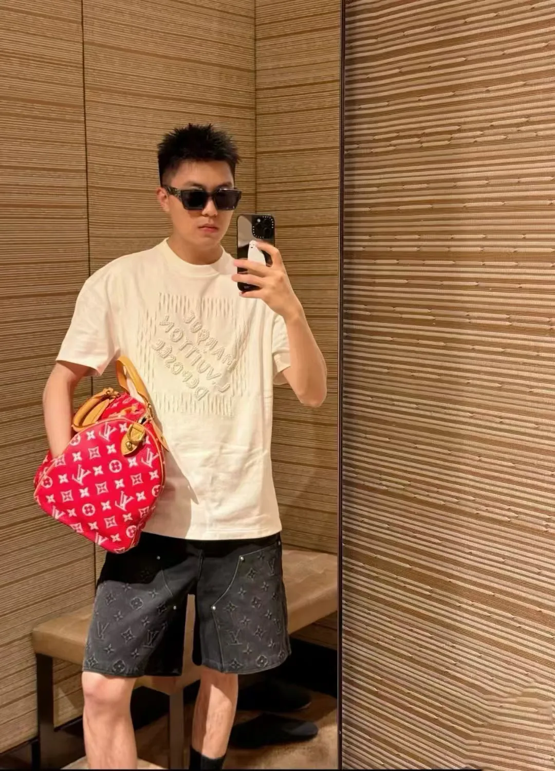 Louis Vuitton/